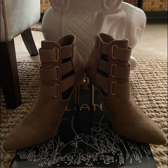 LILIANA Taupe/Nude/Beige/Tan STILETTO Ankle Booties/Boots/Shoes Size 7.5 - Picture 3 of 11